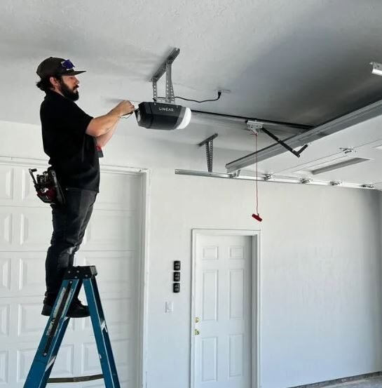 Garage Door Services We Offer in Uptown Minneapolis