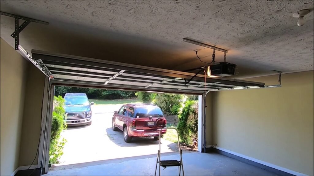 Why Garage Door Cables Wear Out Faster in Minneapolis